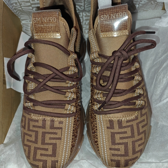Steve Madden Shoes - Steve Madden Tan and Brown Patterned Sneakers